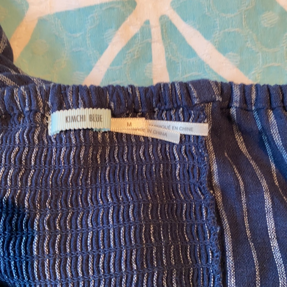 Kimchi Blue navy dress. Size Medium - Picture 5 of 5